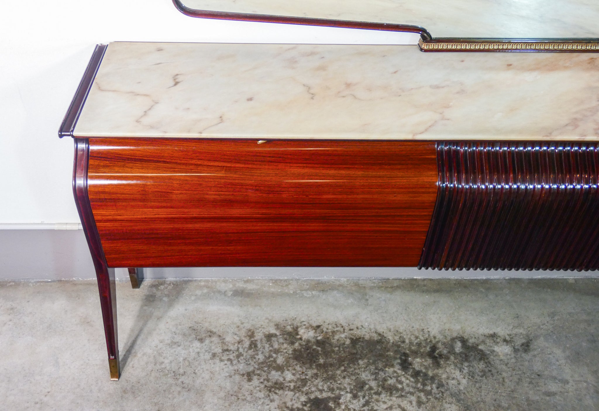 buffet enfilade specchiera specchio credenza design osvaldo borsani 1950s