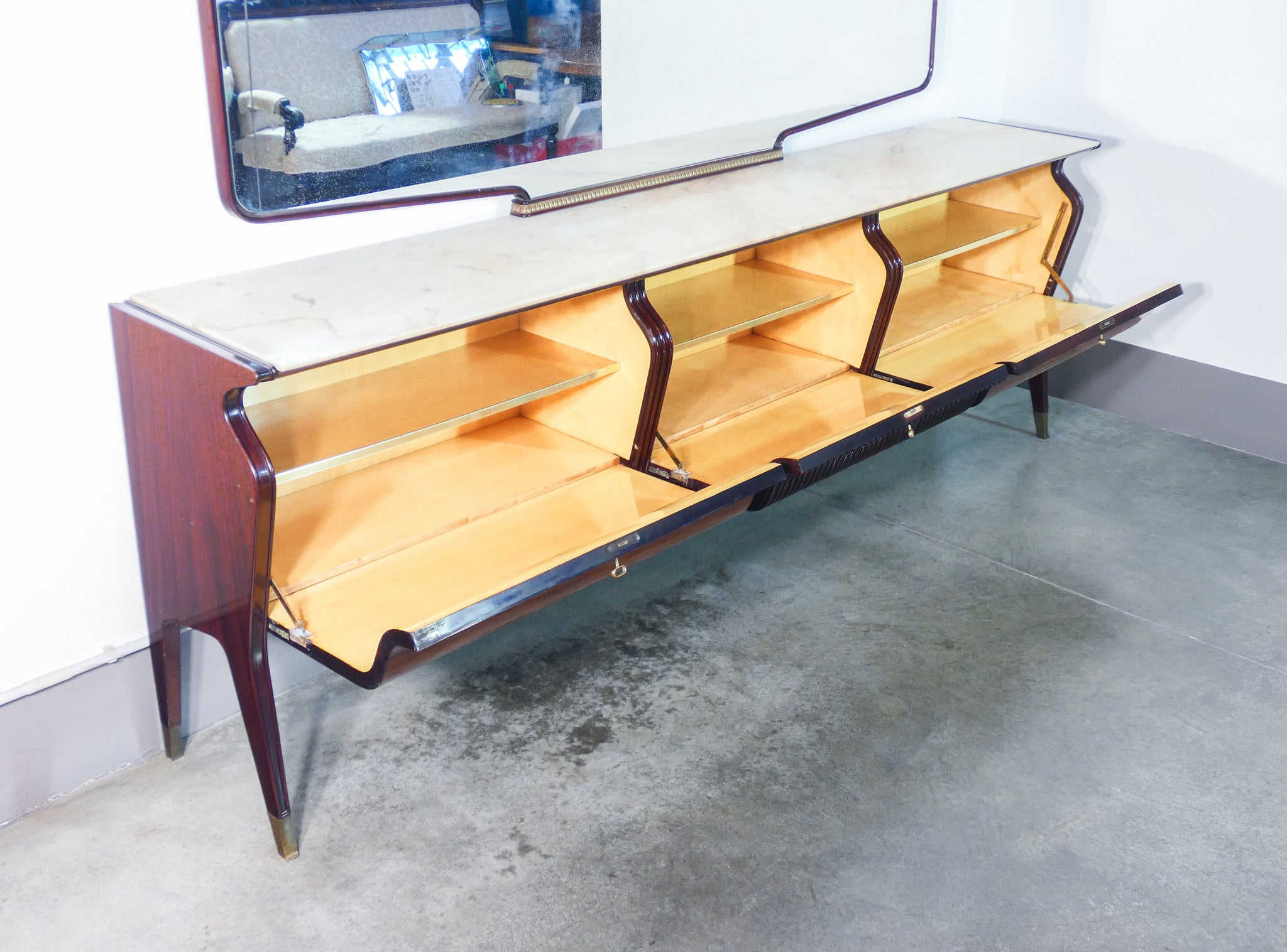 buffet enfilade specchiera specchio credenza design osvaldo borsani 1950s