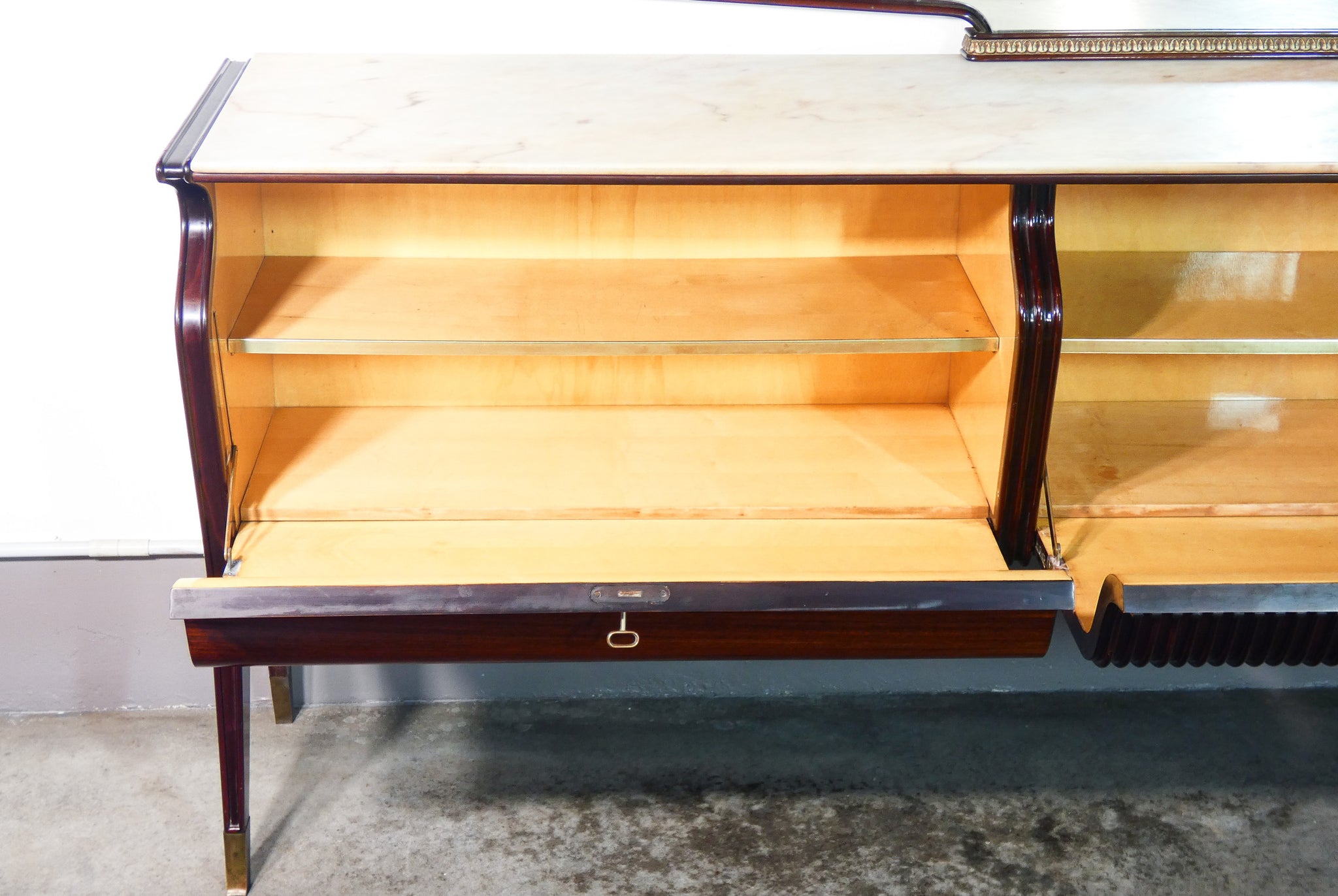 buffet enfilade specchiera specchio credenza design osvaldo borsani 1950s