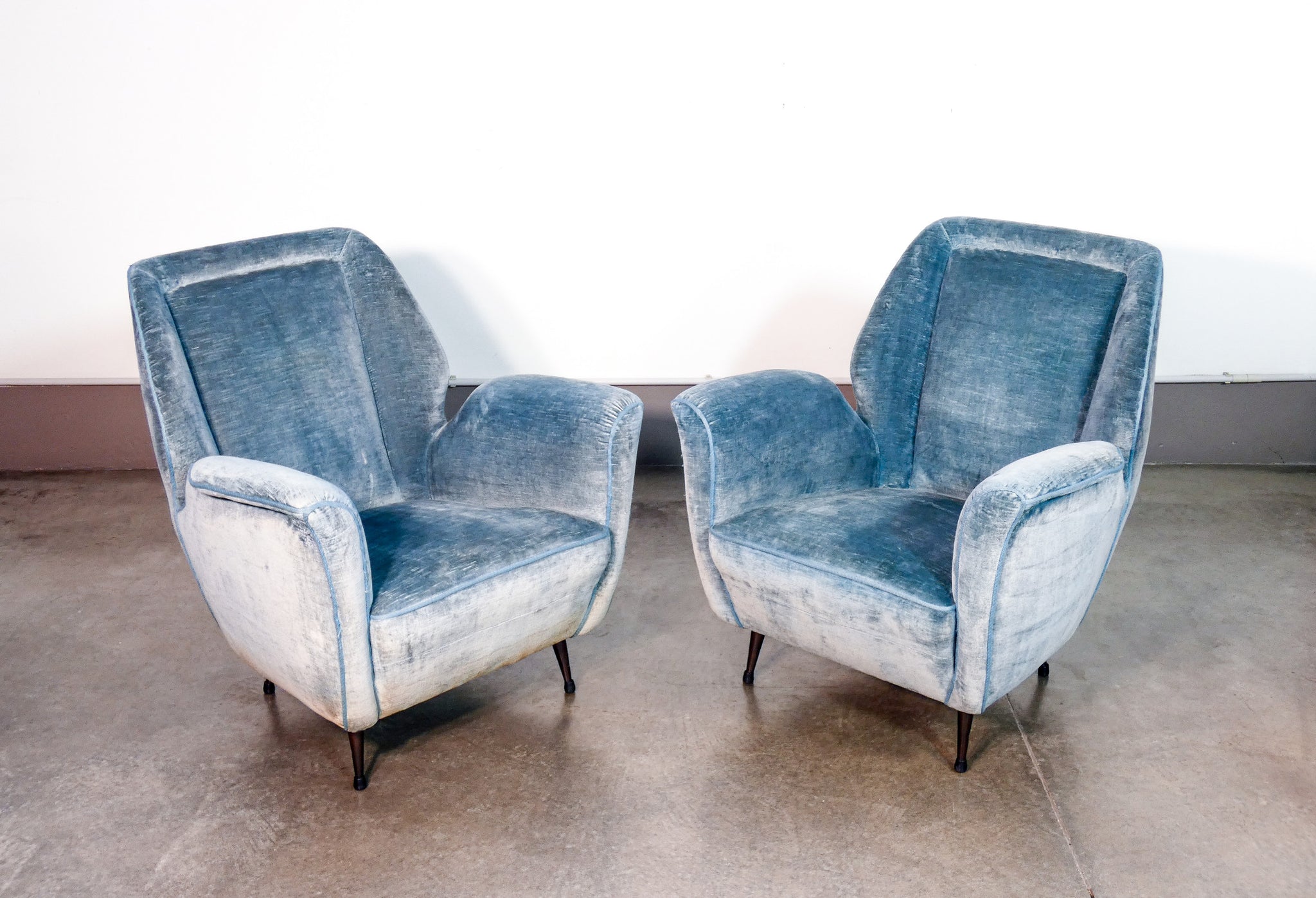coppia poltrone design isa bergamo italia 1950s vintage armchair mid century