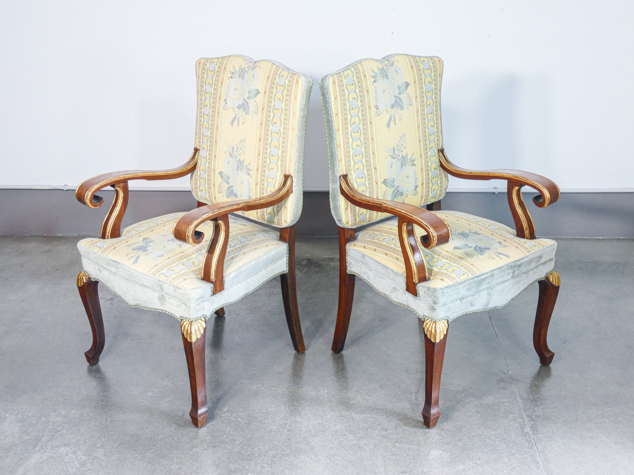 coppia poltrone stile impero legno massello noce epoca sedie braccioli salotto 