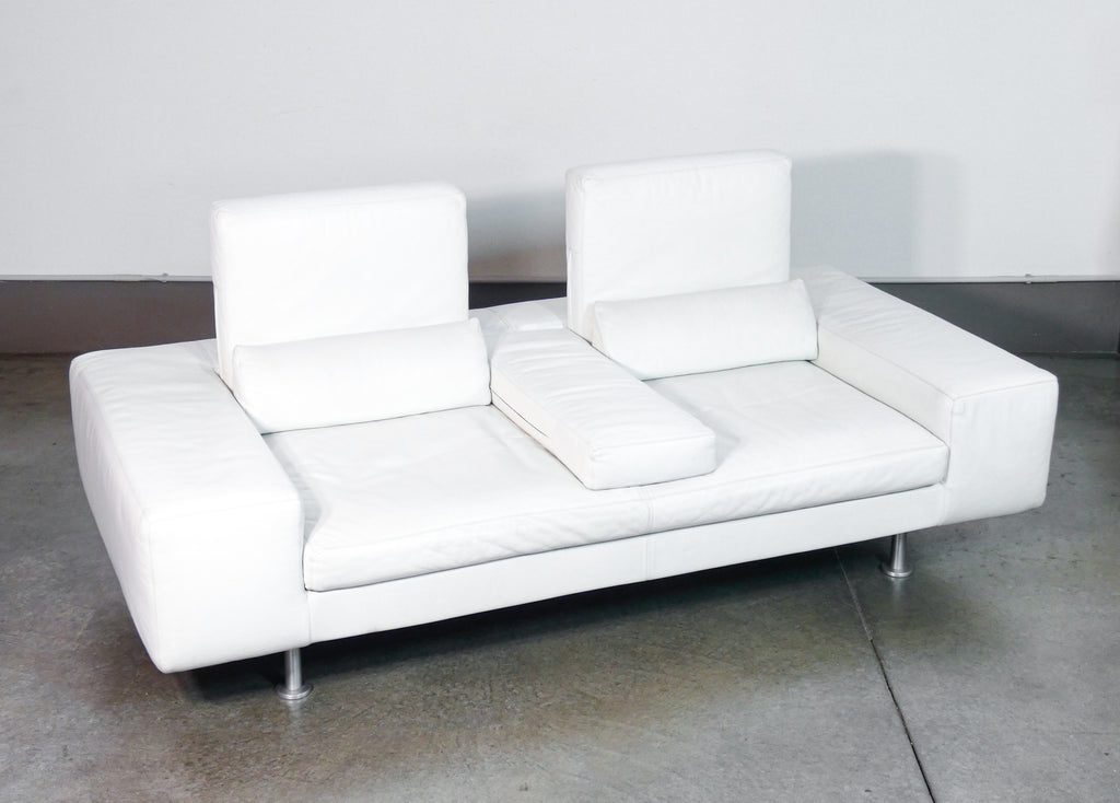 divano domino design massimo morozzi per cassina 1980s sofa pelle bianca