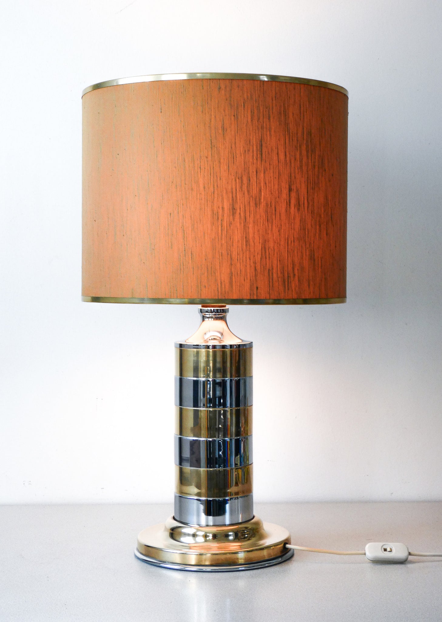 lampada tavolo design italia 1970s metallo cromato vintage abat jour table lamp