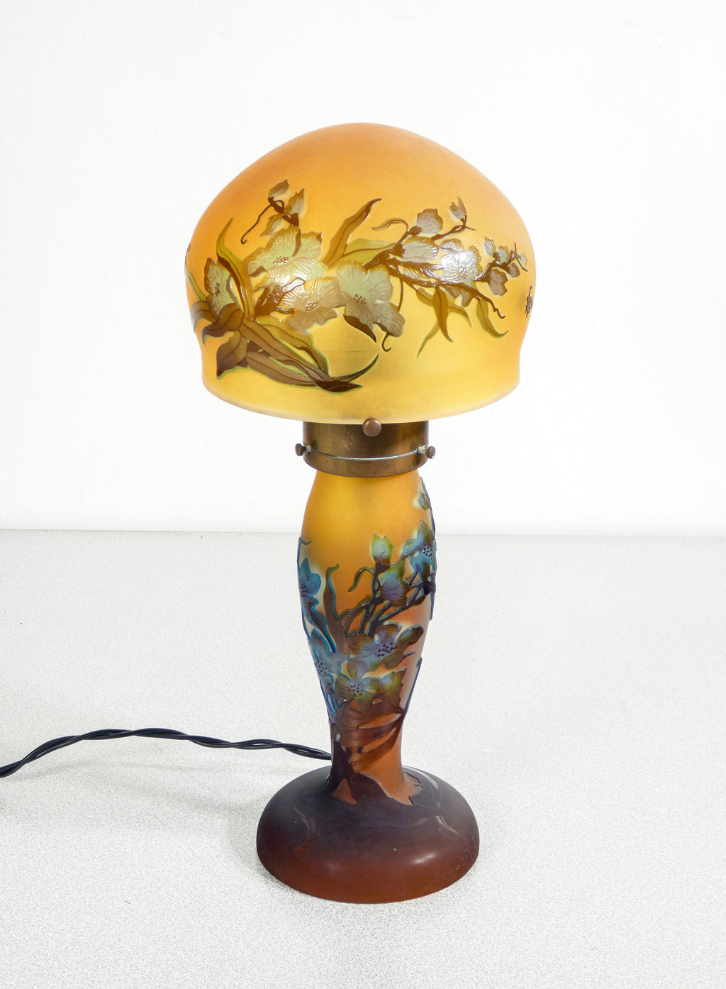 lampada tavolo stile emile galle daum nancy art nouveau vetro abat jour firmata