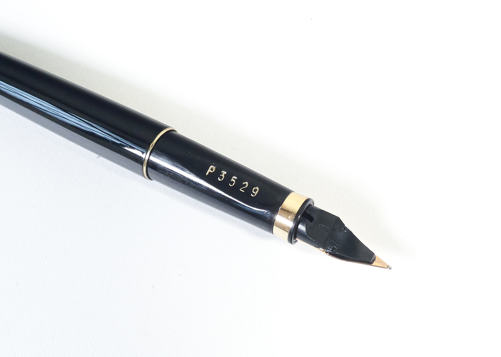 penna stilografica parker 75 laque lacca nera epoca 1960s francia confezione