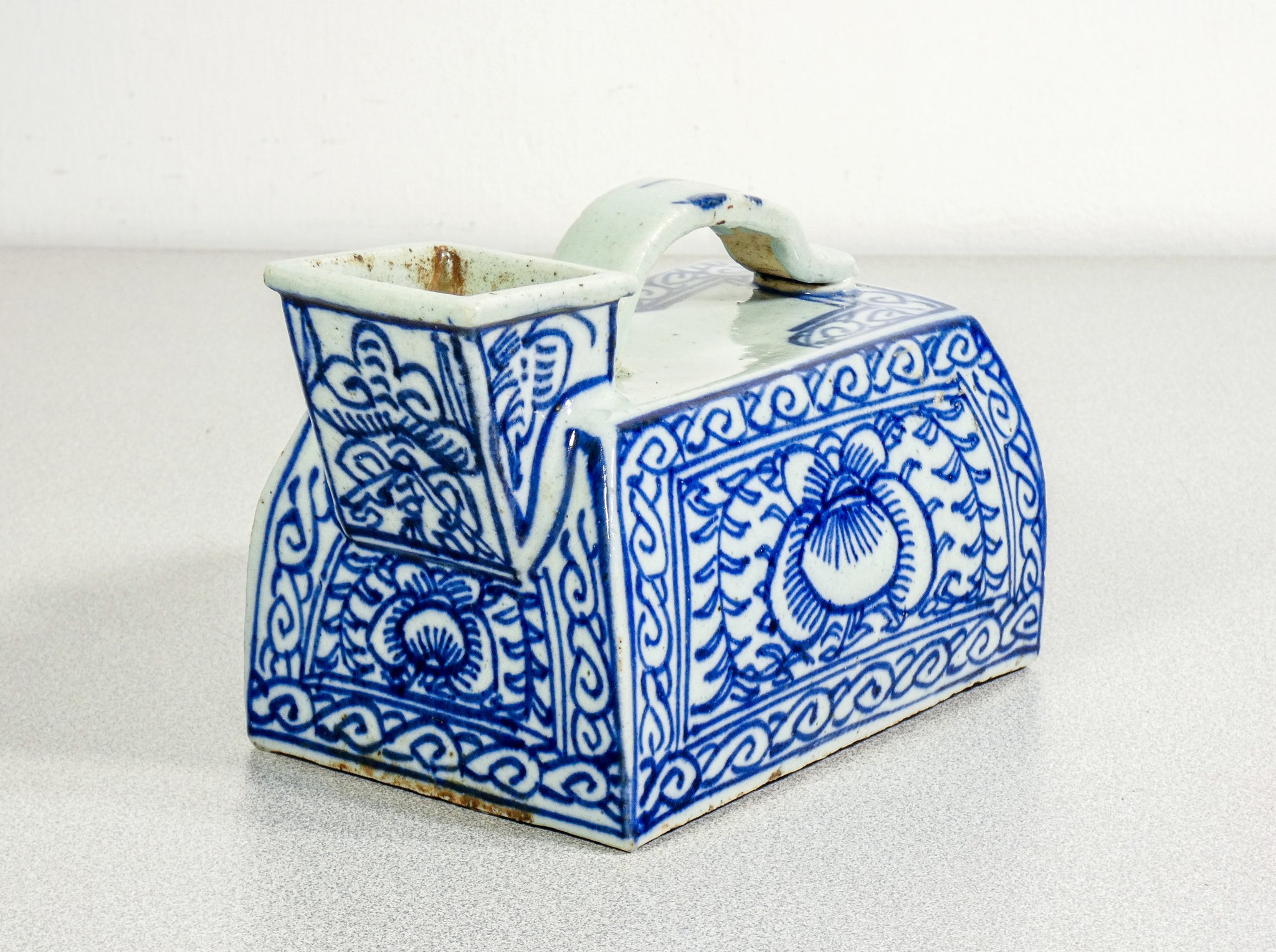 pitale vaso notte ceramica porcellana dipinta blu cina cinese china vase