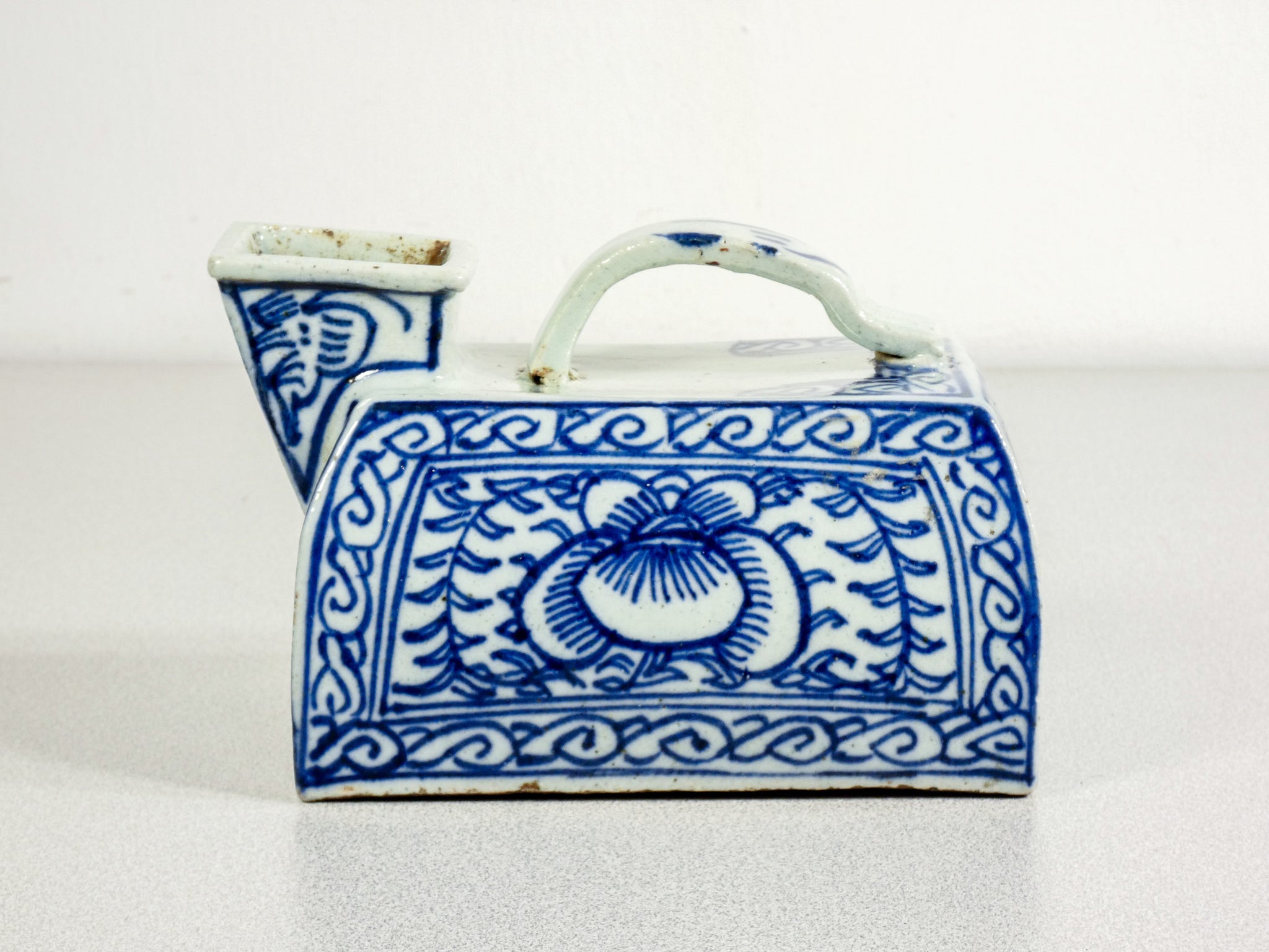 pitale vaso notte ceramica porcellana dipinta blu cina cinese china vase