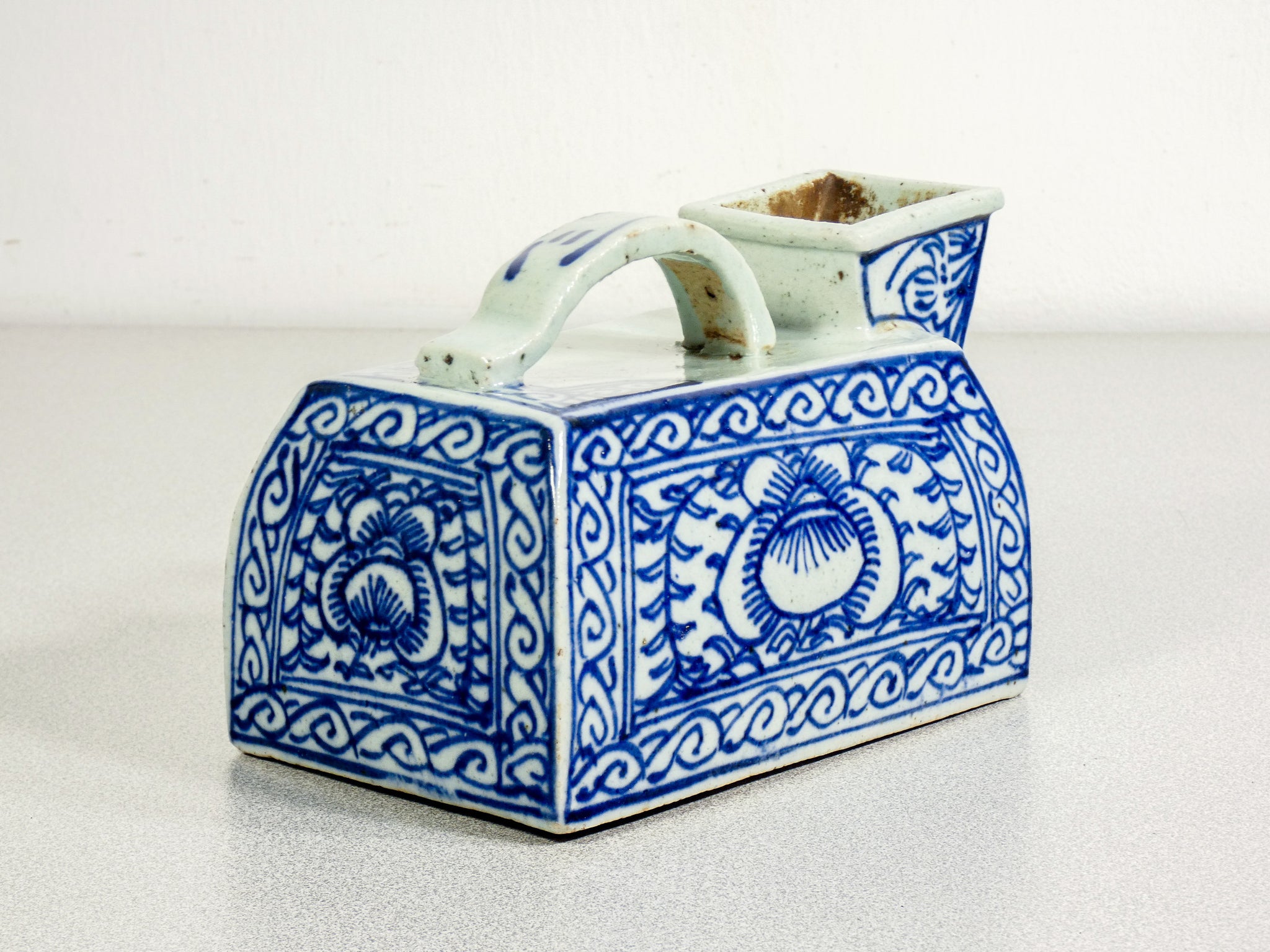pitale vaso notte ceramica porcellana dipinta blu cina cinese china vase