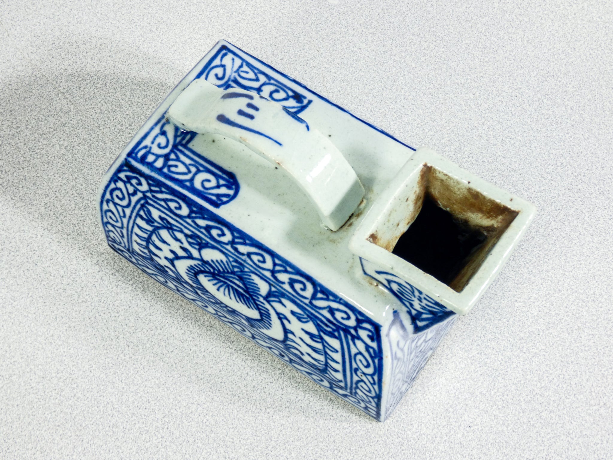 pitale vaso notte ceramica porcellana dipinta blu cina cinese china vase