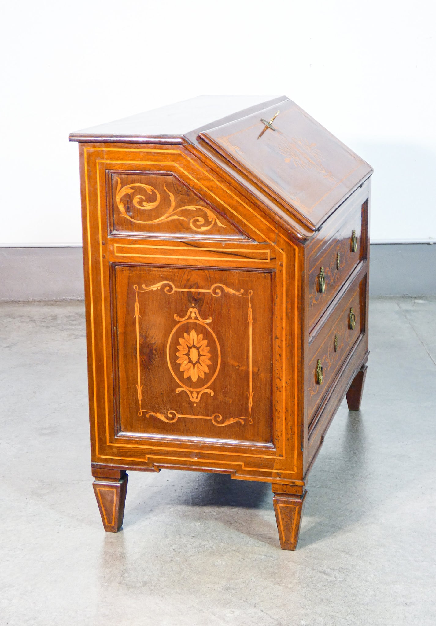 ribalta secretaire luigi xvi legno noce intarsiato epoca 1700 cassetti antica