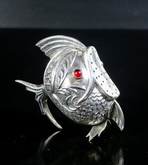 saliera pepiera argento 800 scultura pesce spagna sale e pepe epoca 1900