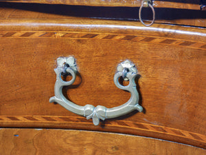 scrivania scrittoio piemontese epoca 1700 legno noce intarsiato cassetto antica