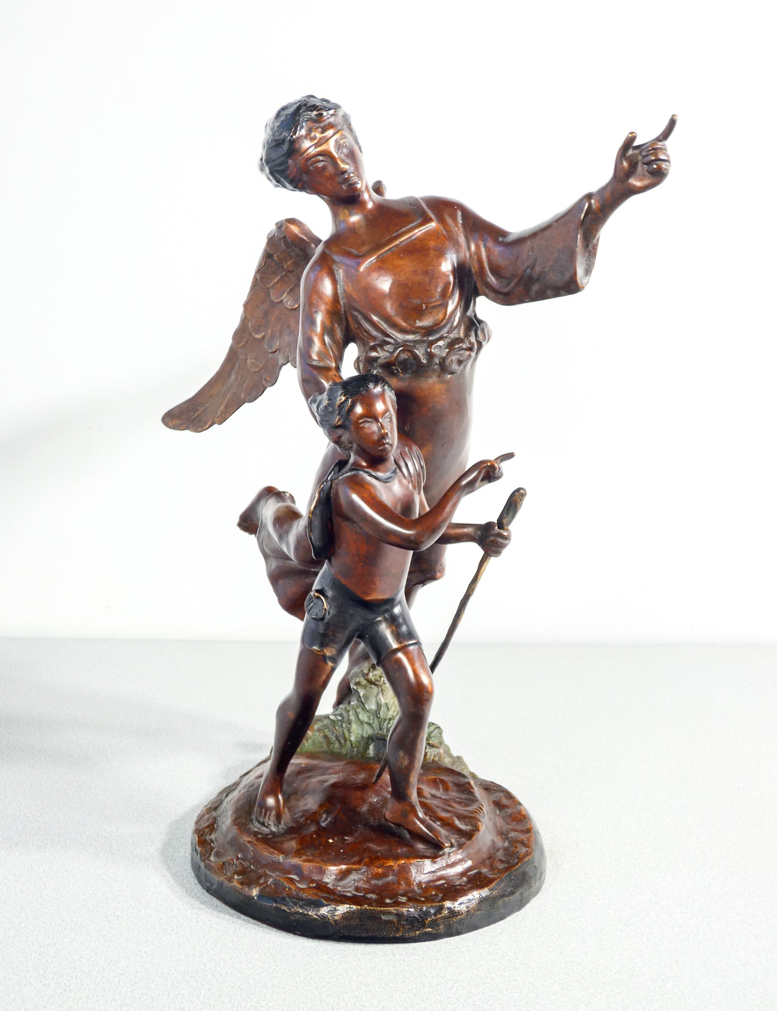 scultura alessandro romano angelo tobia pellegrino bambino statua bronzo