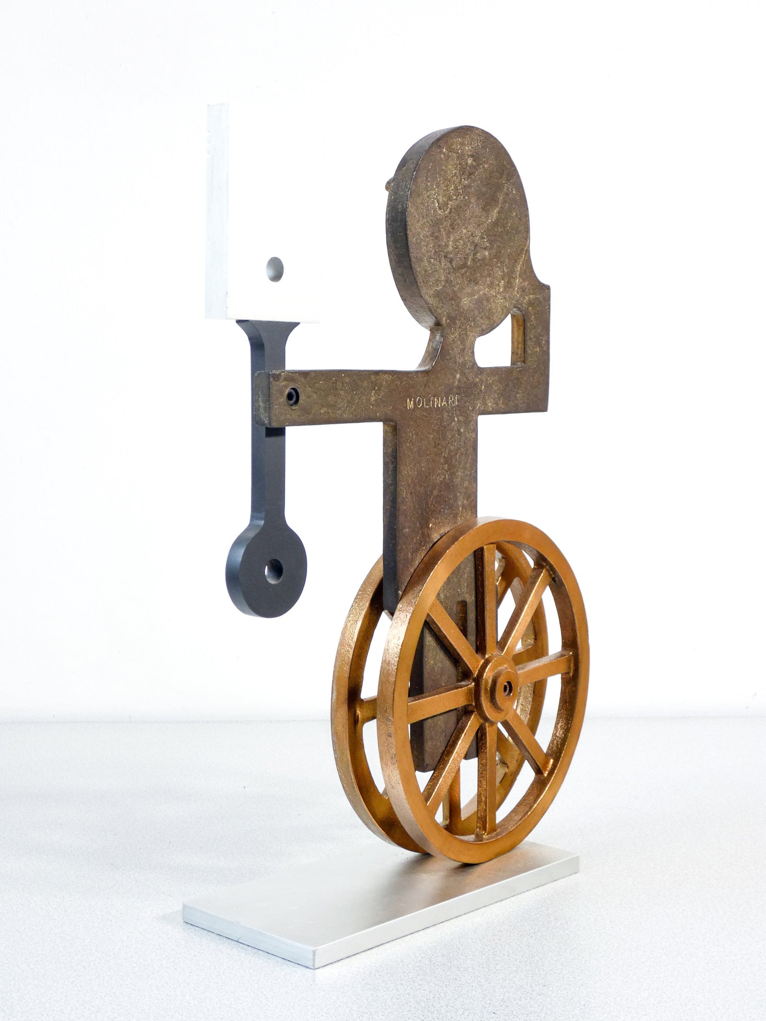 scultura bronzo mario molinari epoca 1970 design statua metallo italia