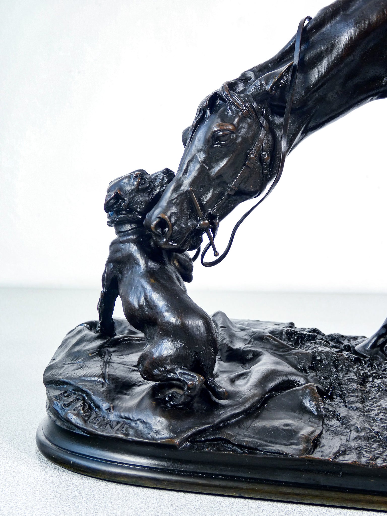 scultura bronzo pierre jules mene cavallo giumenta cane statua epoca 1800