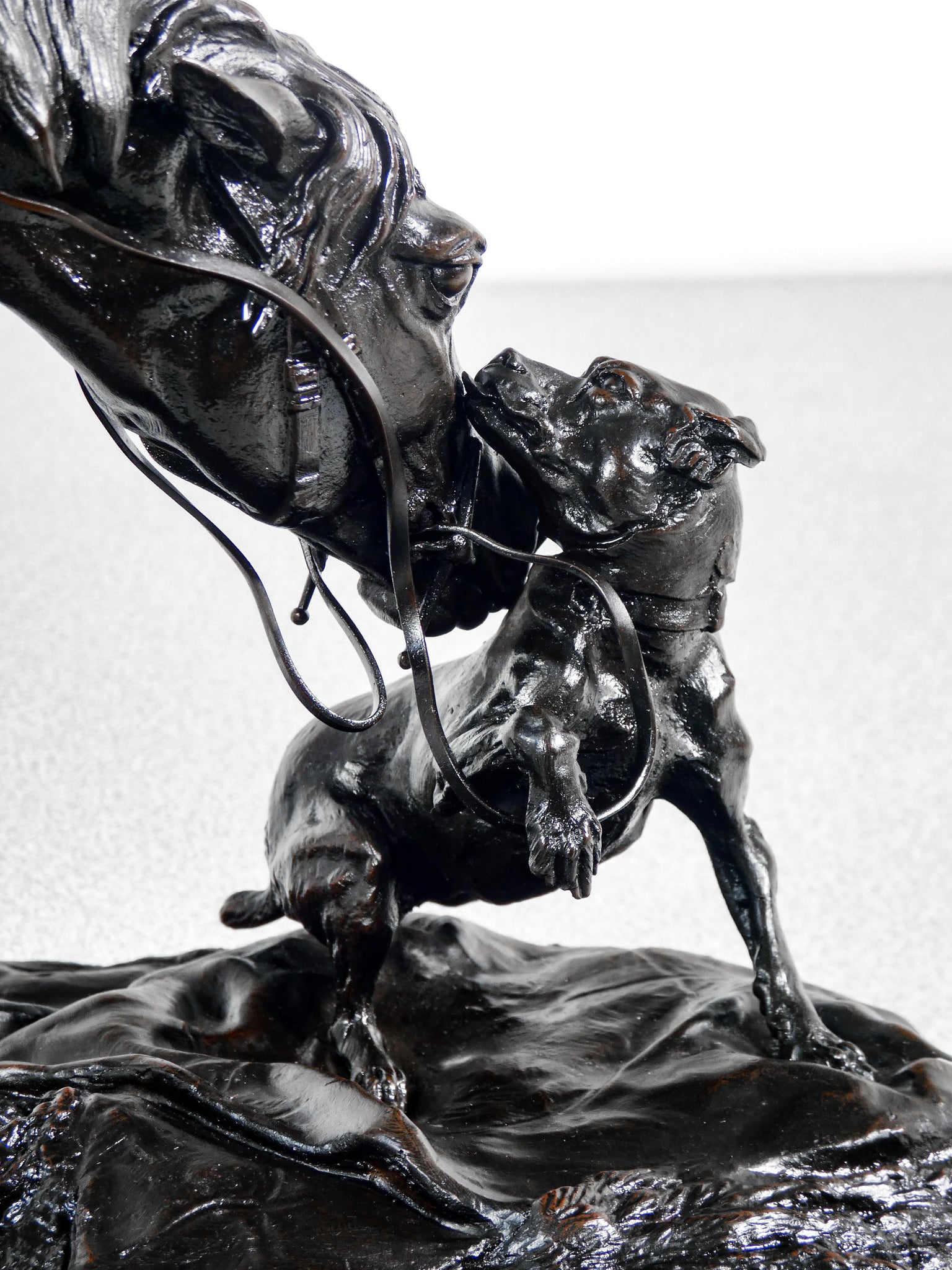 scultura bronzo pierre jules mene cavallo giumenta cane statua epoca 1800