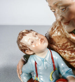 scultura ceramica bruno merli nonno nonna nipoti bambini porcellana dipinta