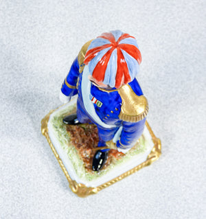 scultura porcellana capodimonte carabiniere soldato ufficiale esercito capitano
