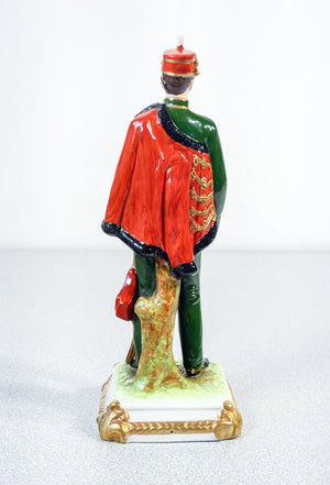 scultura porcellana capodimonte ussero piacenza soldato ufficiale esercito