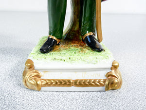 scultura porcellana capodimonte ussero piacenza soldato ufficiale esercito