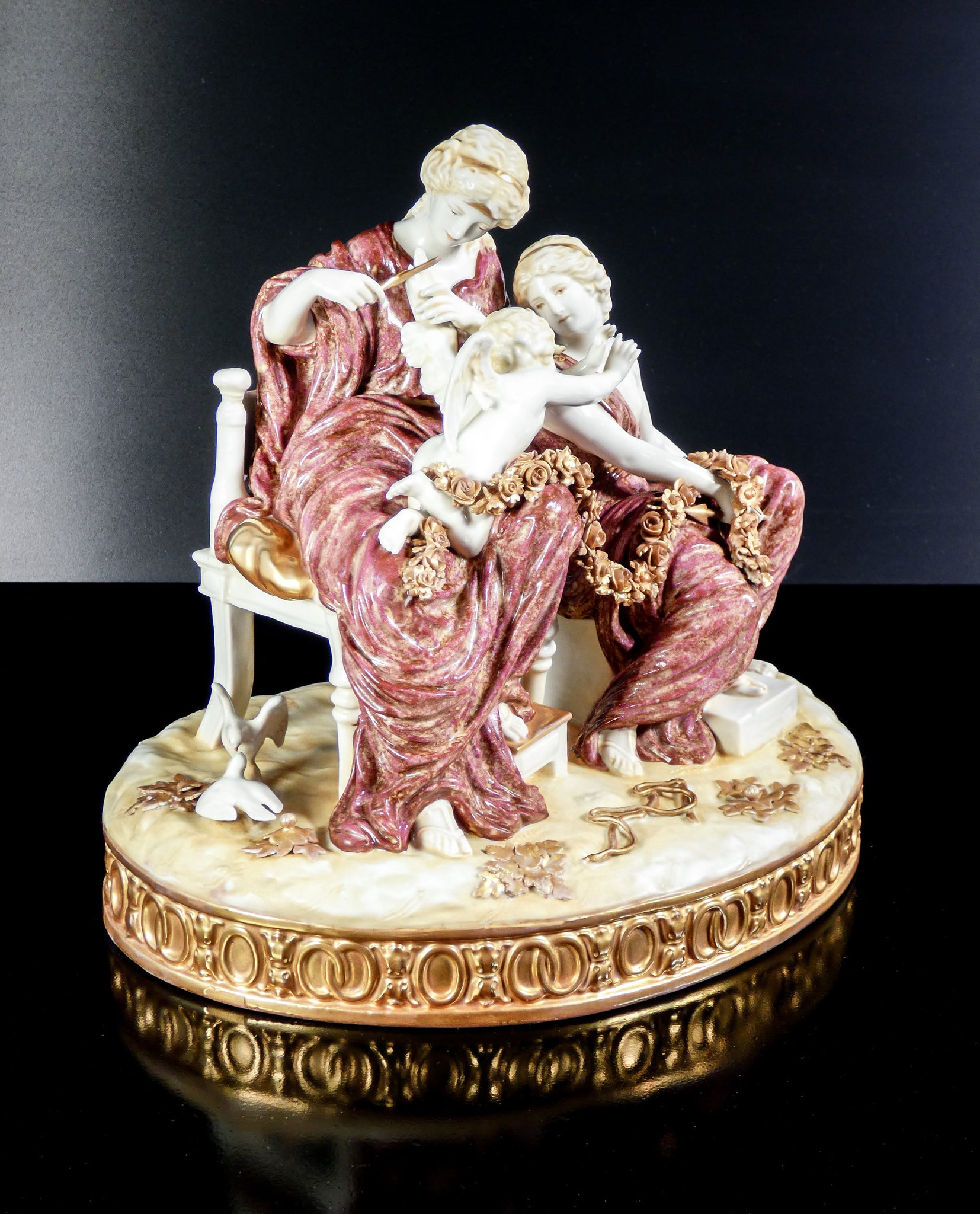 scultura porcellana cupido punito venere psiche meissen dresda statua epoca