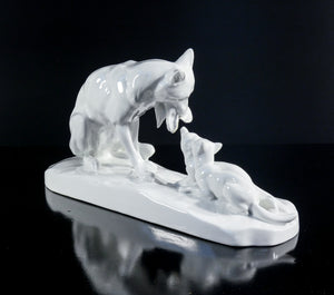 scultura porcellana kpm berlin erich schmidt kestner gruppo volpi cuccioli