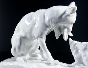 scultura porcellana kpm berlin erich schmidt kestner gruppo volpi cuccioli