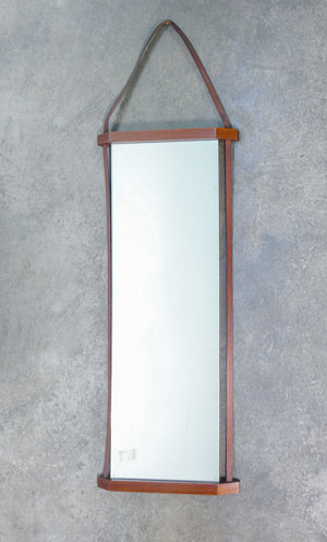 specchiera design scandinavo 1970s vintage specchio legno teak hanging mirror