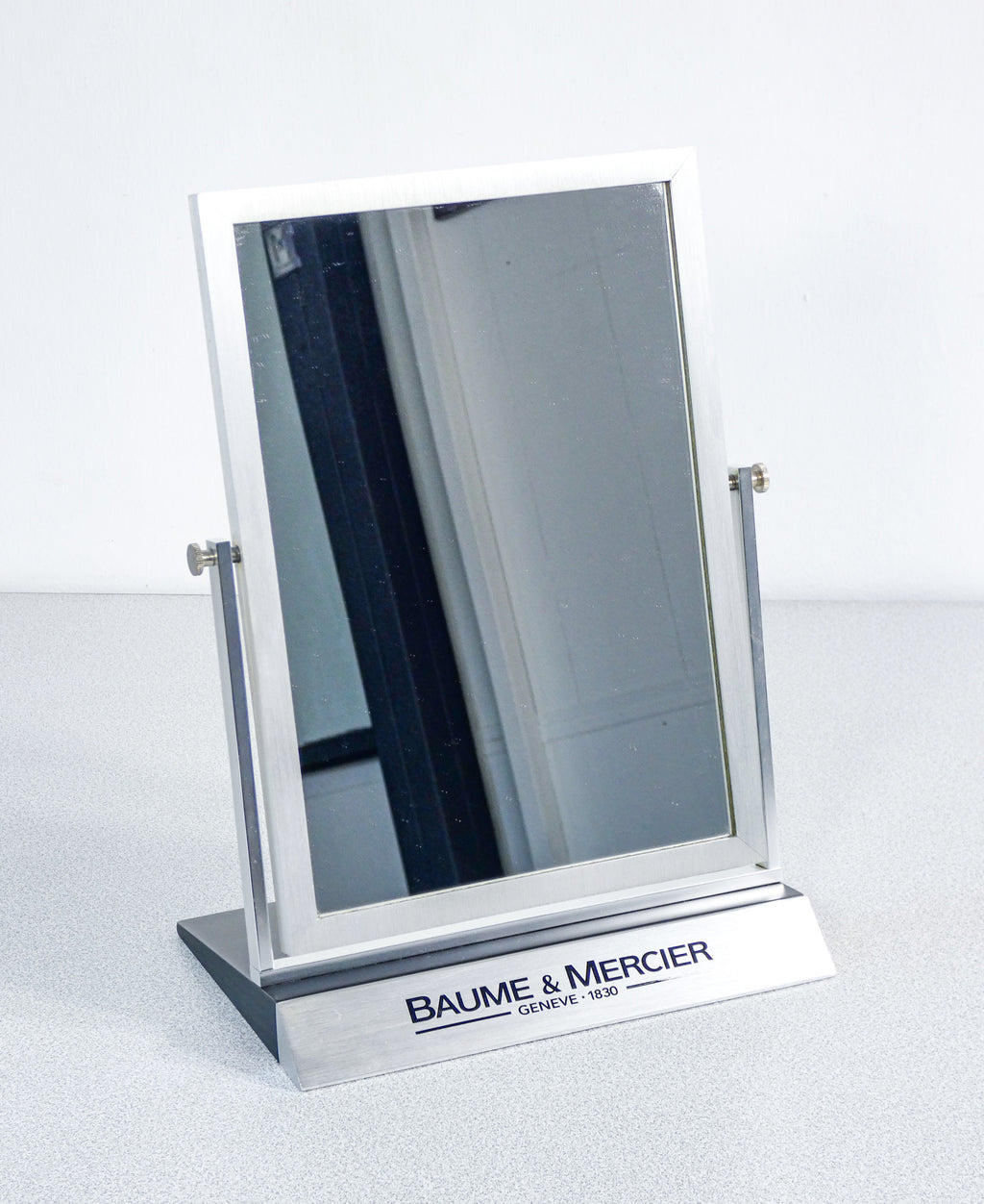 specchio baume mercier da tavolo banco girevole alluminio pubblicitario
