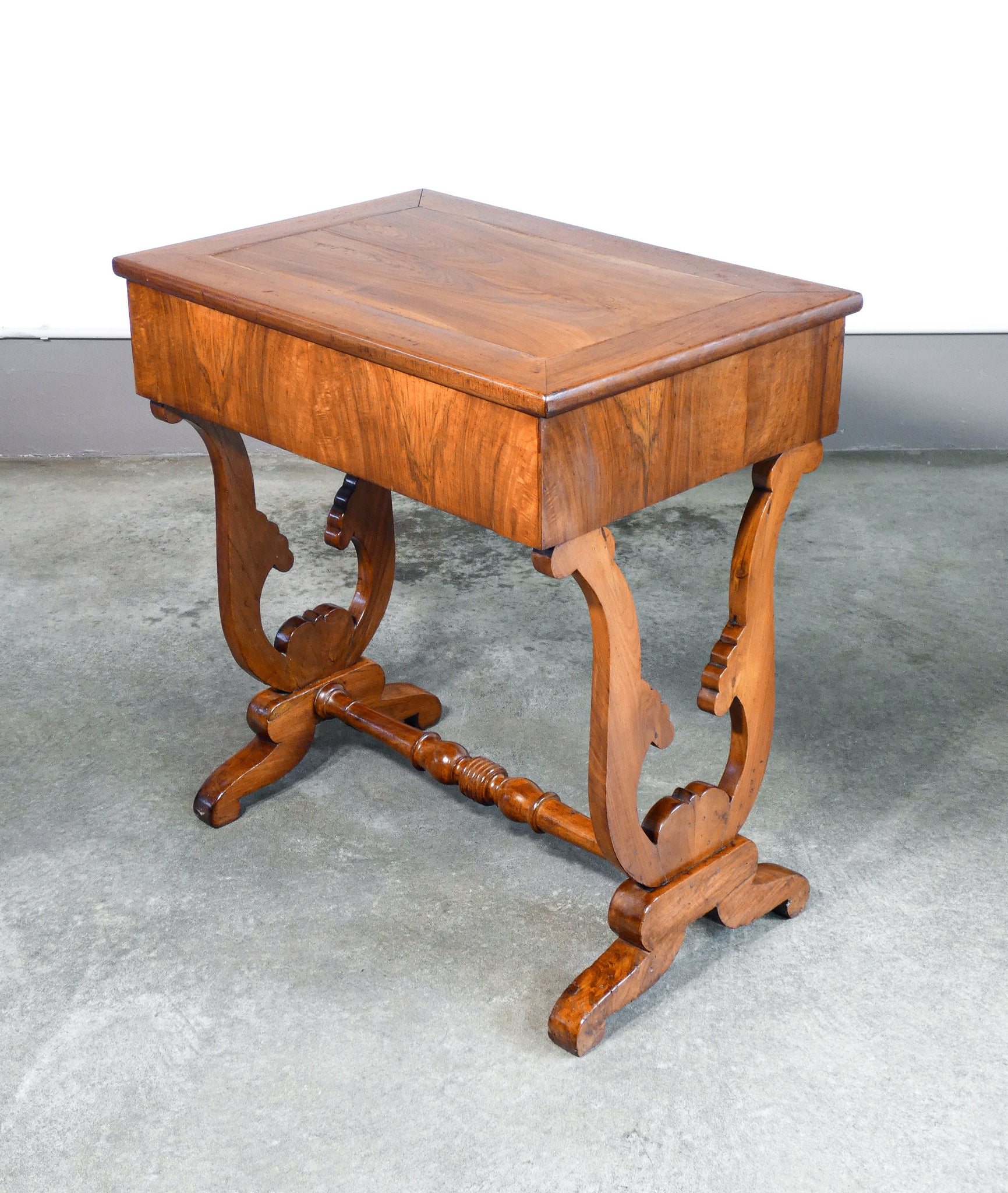 tavolino da lavoro epoca 1800 legno massello noce cassetto carlo x antico