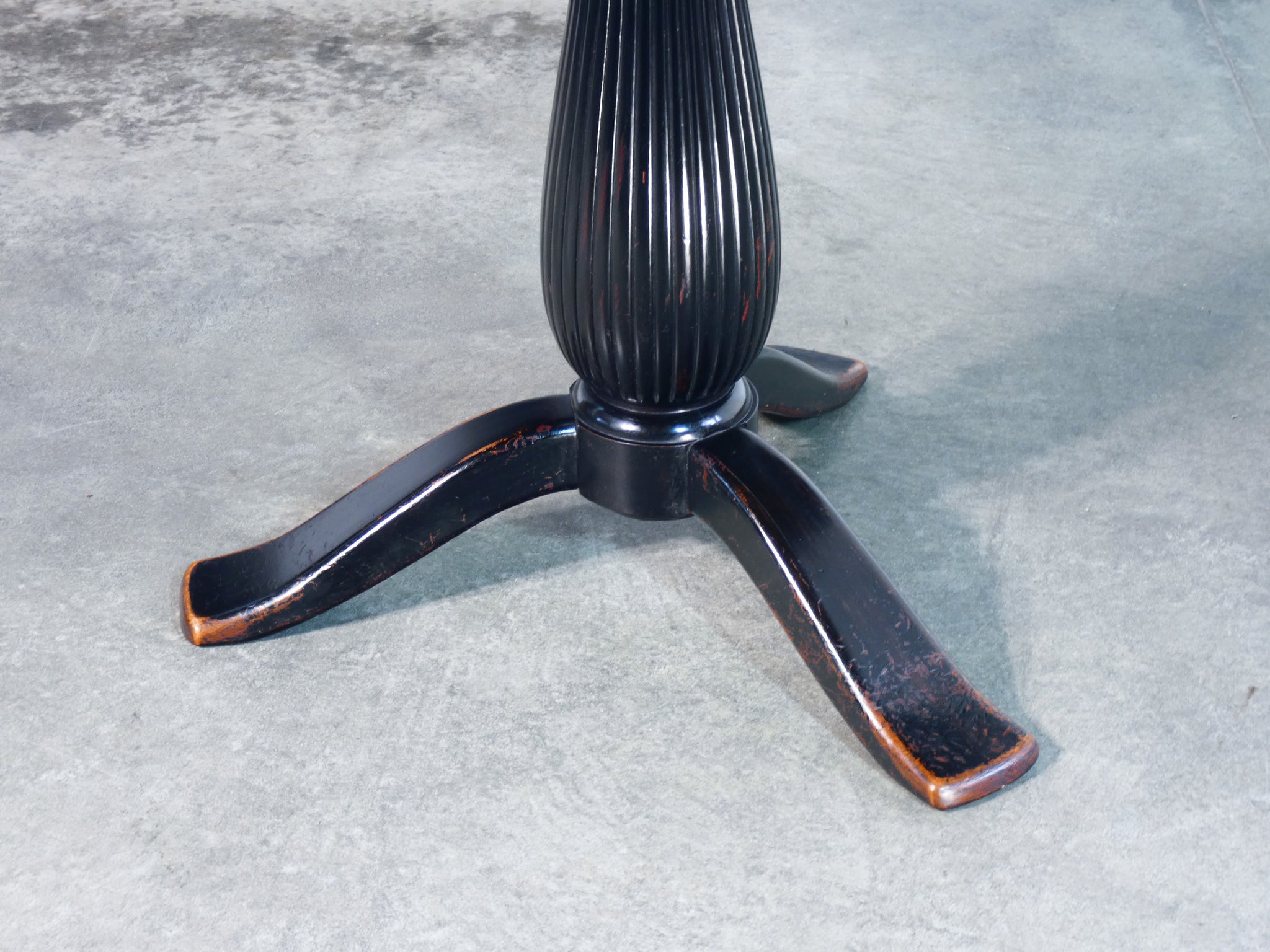 tavolo design paolo buffa epoca 1940s pranzo rotondo legno laccato vintage