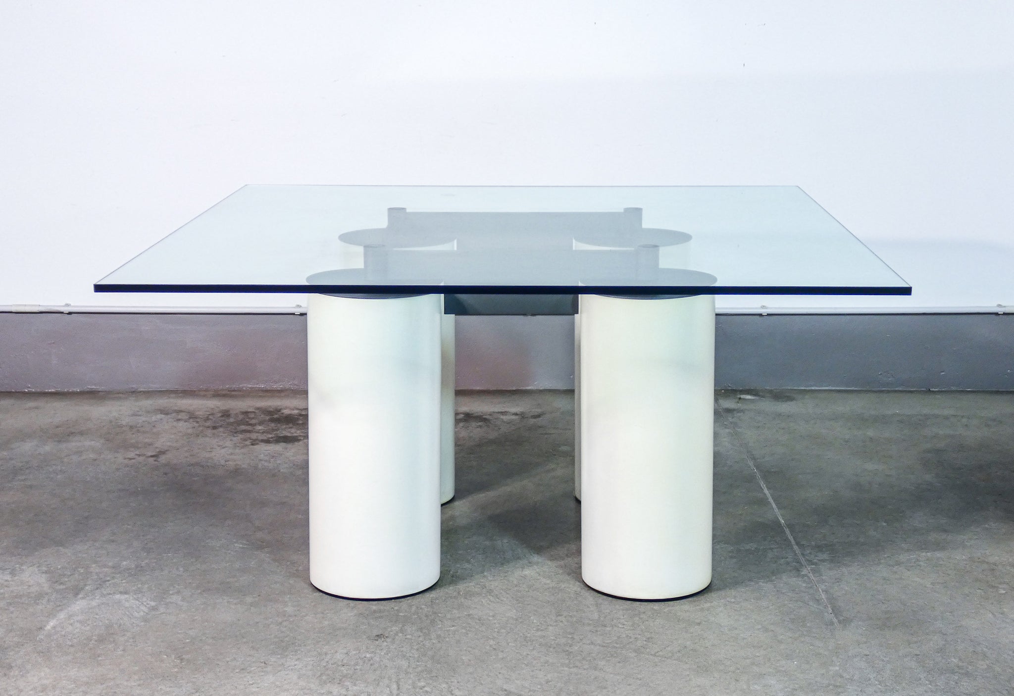 tavolo serenissimo design lella massimo vignelli per acerbis vetro quadrato