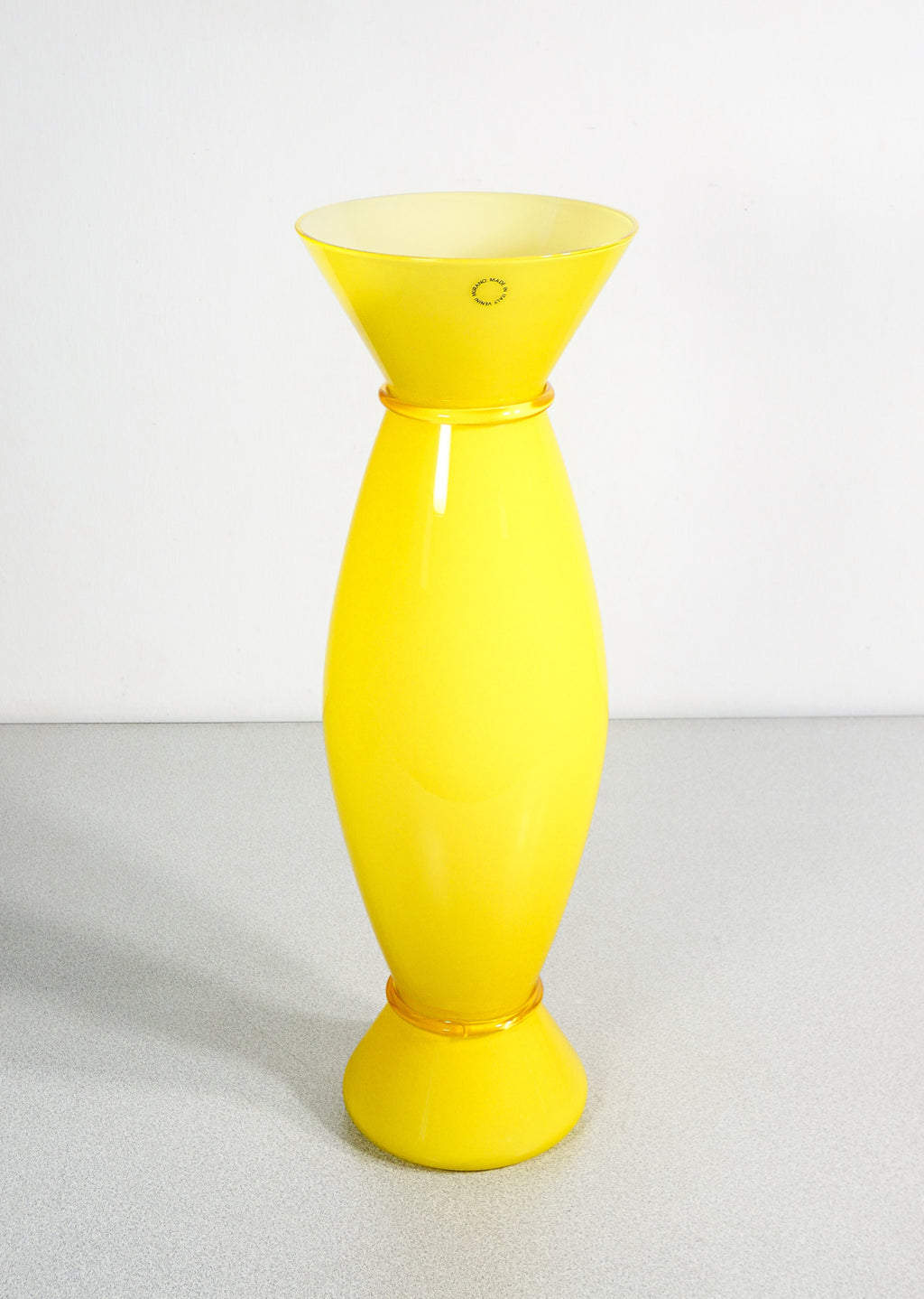 vaso acco design alessandro mendini per venini 1990 vetro soffiato murano