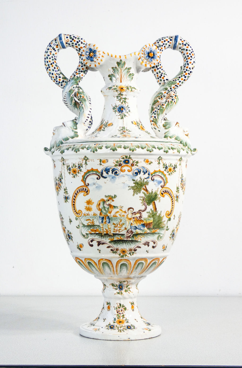 vaso anfora ceramica moustiers faience dipinto a mano epoca france pottery