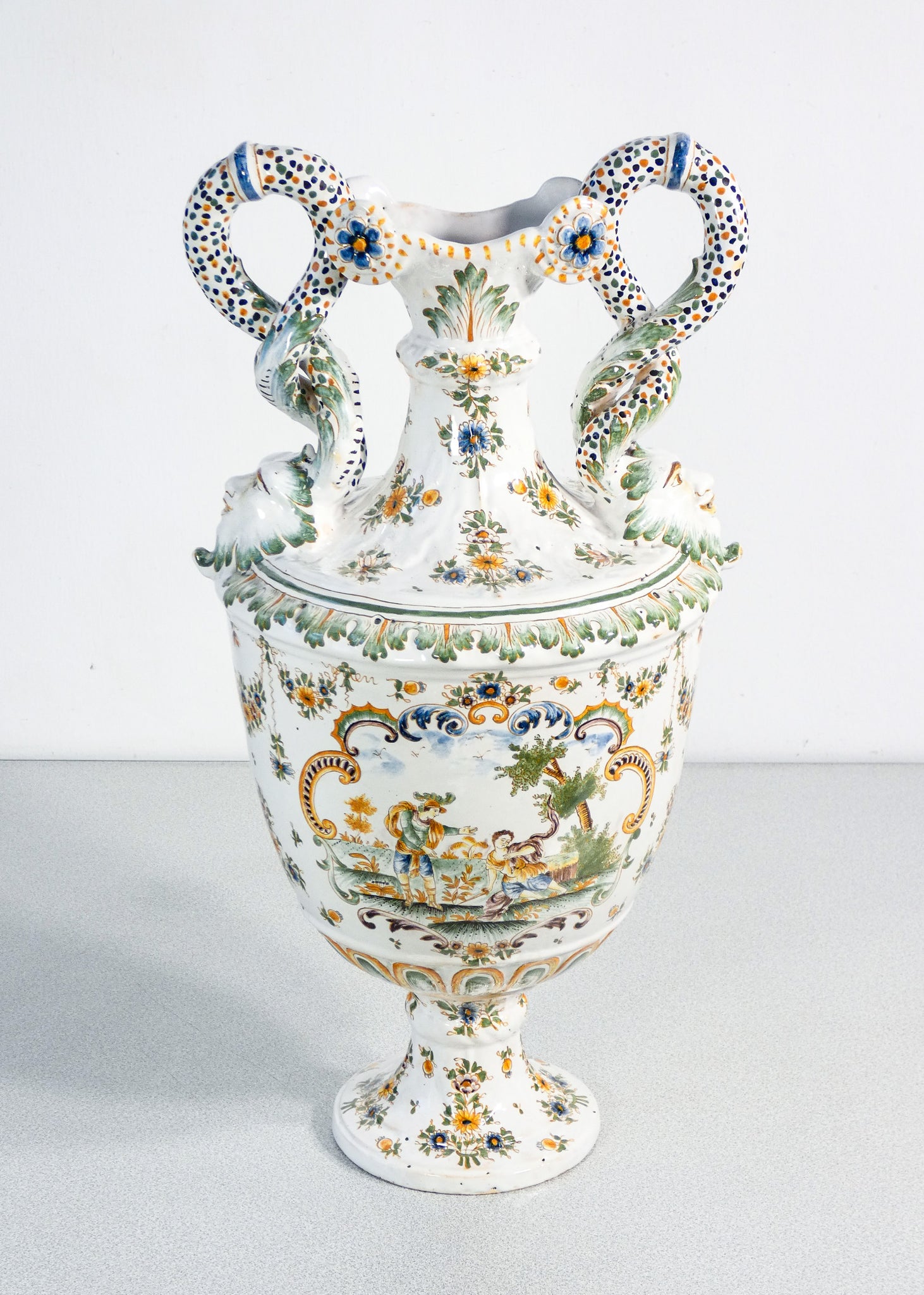 vaso anfora ceramica moustiers faience dipinto a mano epoca france pottery