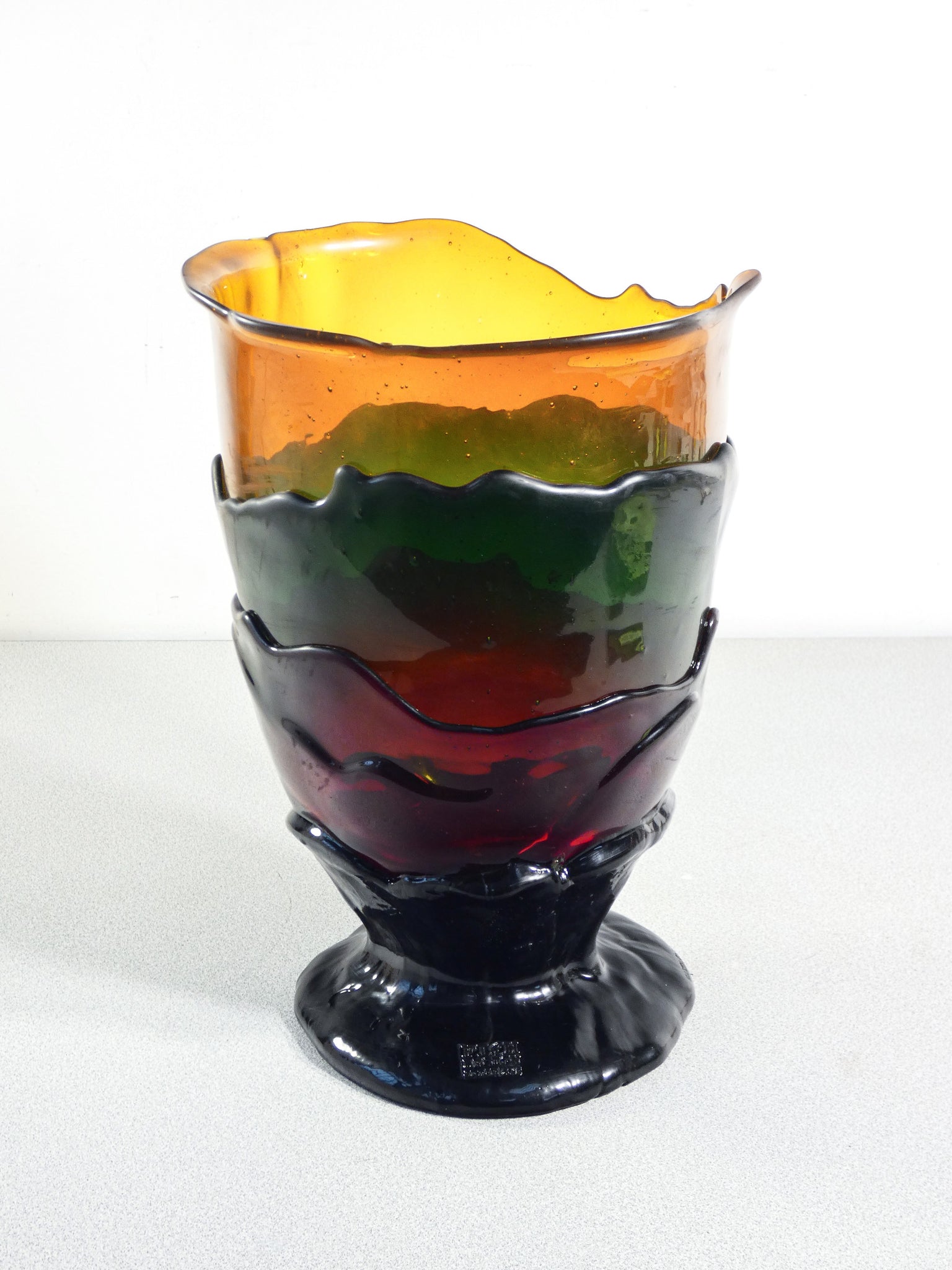 vaso big collina gaetano pesce per fish design 2017 scultura resina morbida