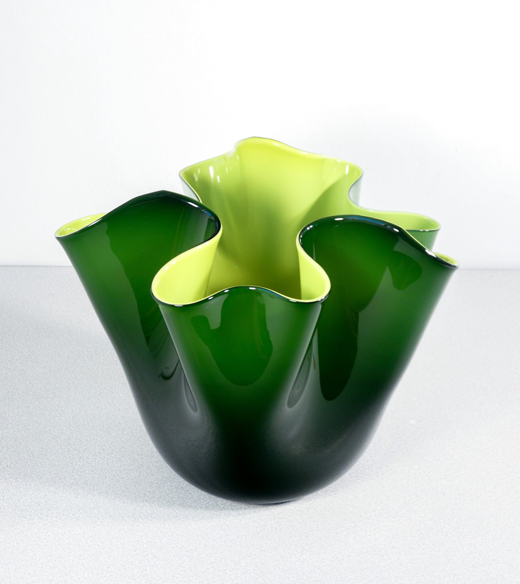 vaso fazzoletto 1972 design fulvio bianconi per venini vetro soffiato murano
