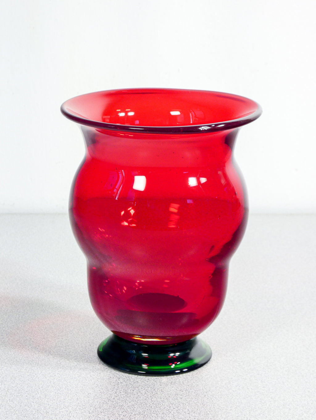 vaso vetro soffiato murano rosso verde design italia venice vintage glass