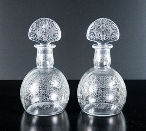 coppia bottiglie baccarat motivo marillon decanter  cristallo epoca 1940s