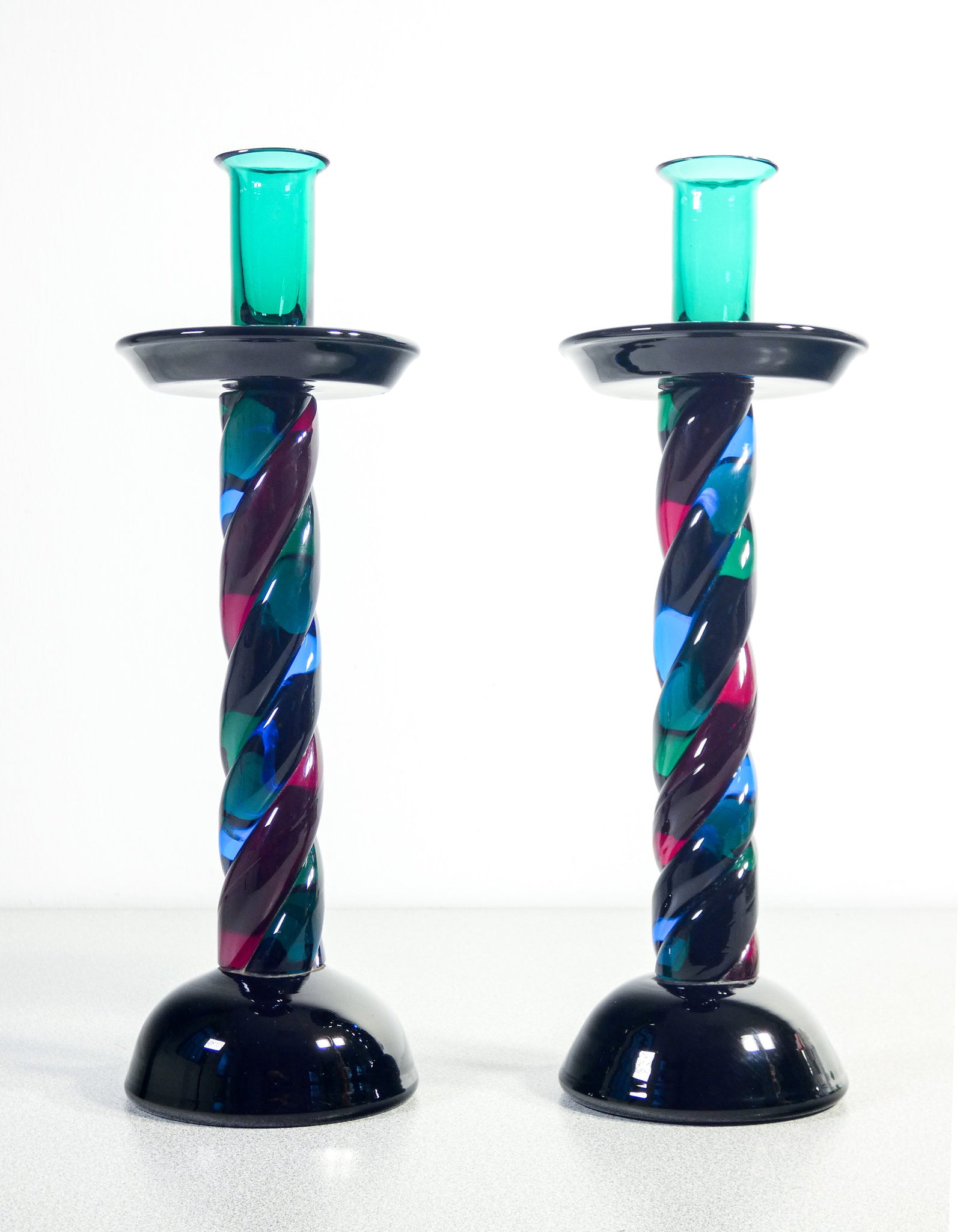 coppia candelieri vetro soffiato policromo murano candelabri candle holders