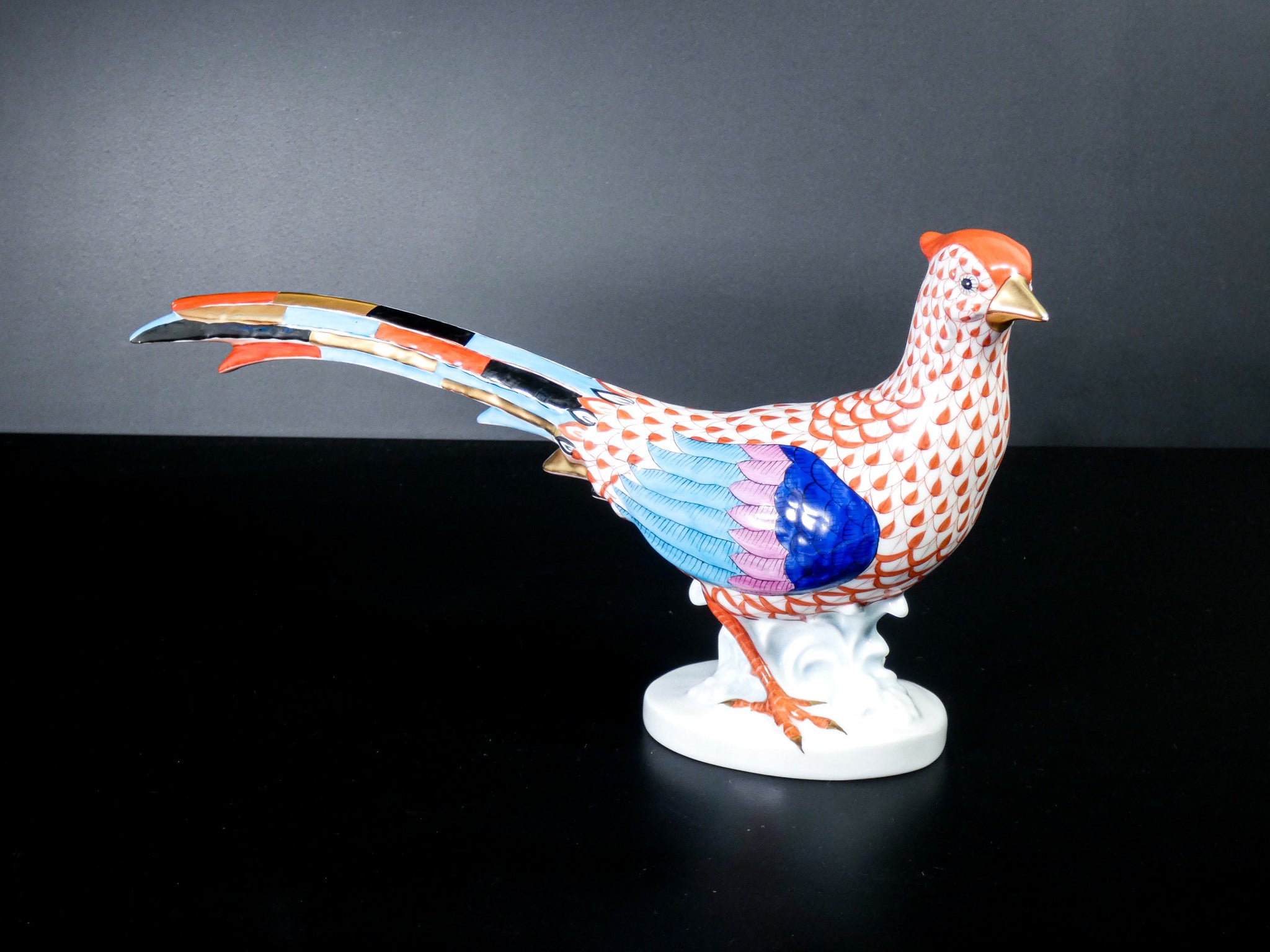herend hungary fagiano porcellana dipinta a mano fishnet peacock figurine