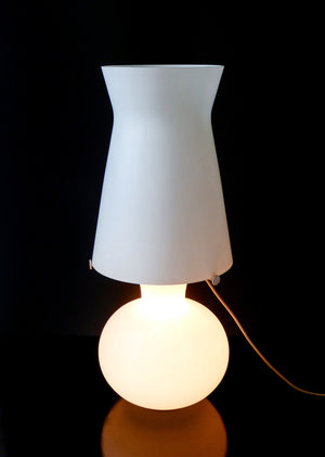 lampada design fontana arte vetro opalino italia 1960s vintage da tavolo