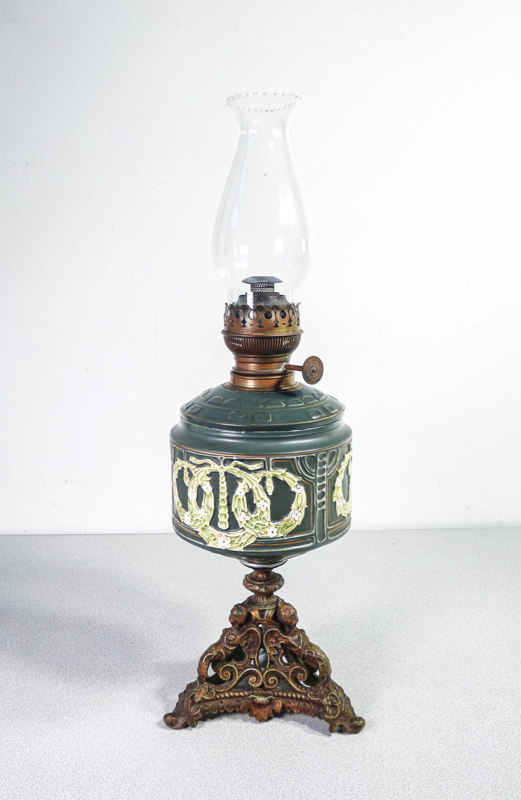 lume a petrolio lampada forti chiesara 900 liberty deco ceramica vetro antico