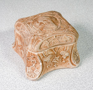 scatolina ceramica manifattura di signa decorazione bassorilievo epoca 1900