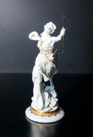scultura artemide diana cacciatrice arciera porcellana capodimonte epoca