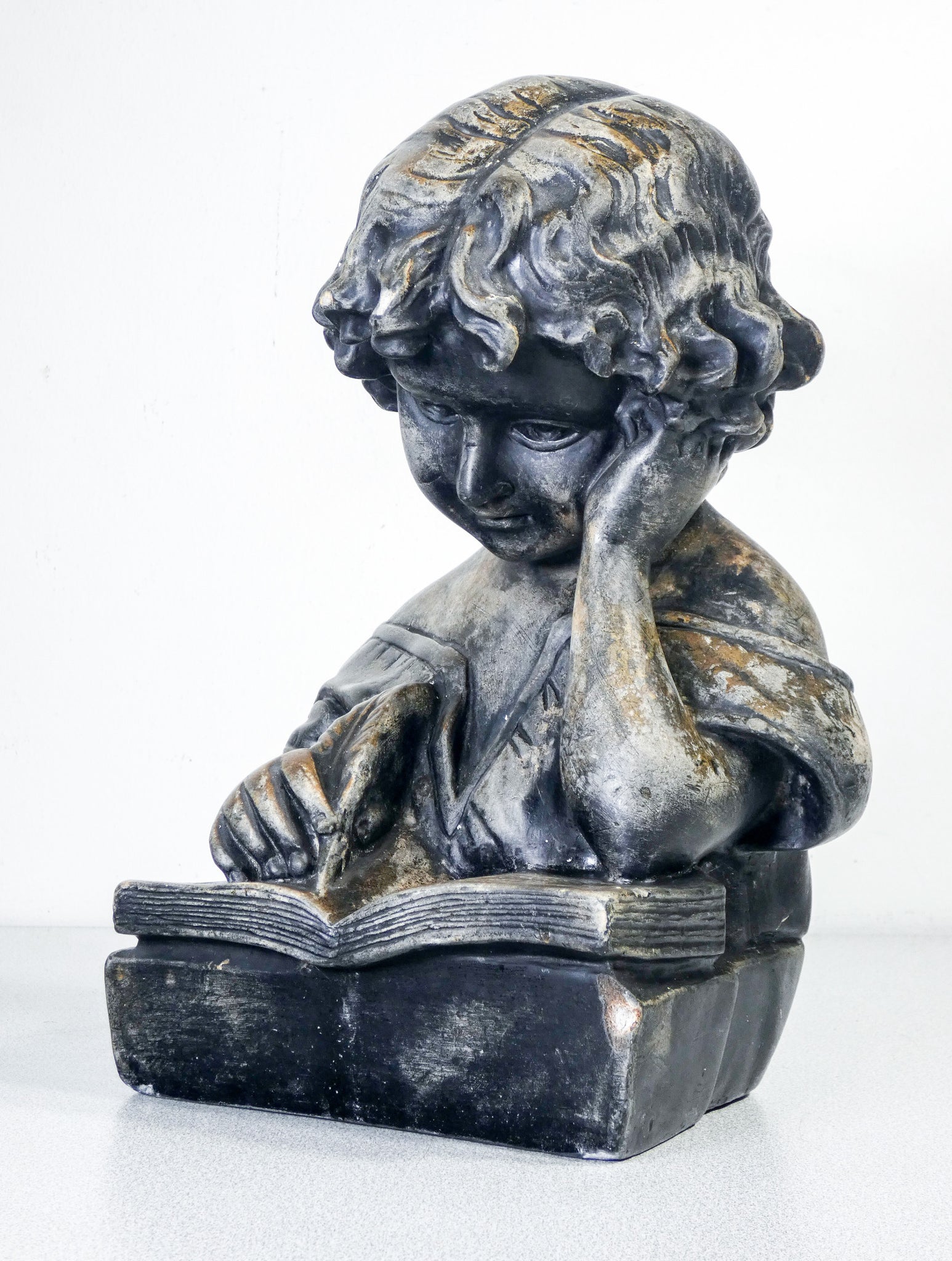scultura busto bambino che scrive statua gesso epoca libro bust sculpture