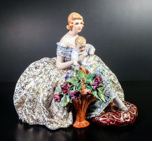 scultura guido cacciapuoti damigella bambino fiori epoca 1940 ceramica dipinta