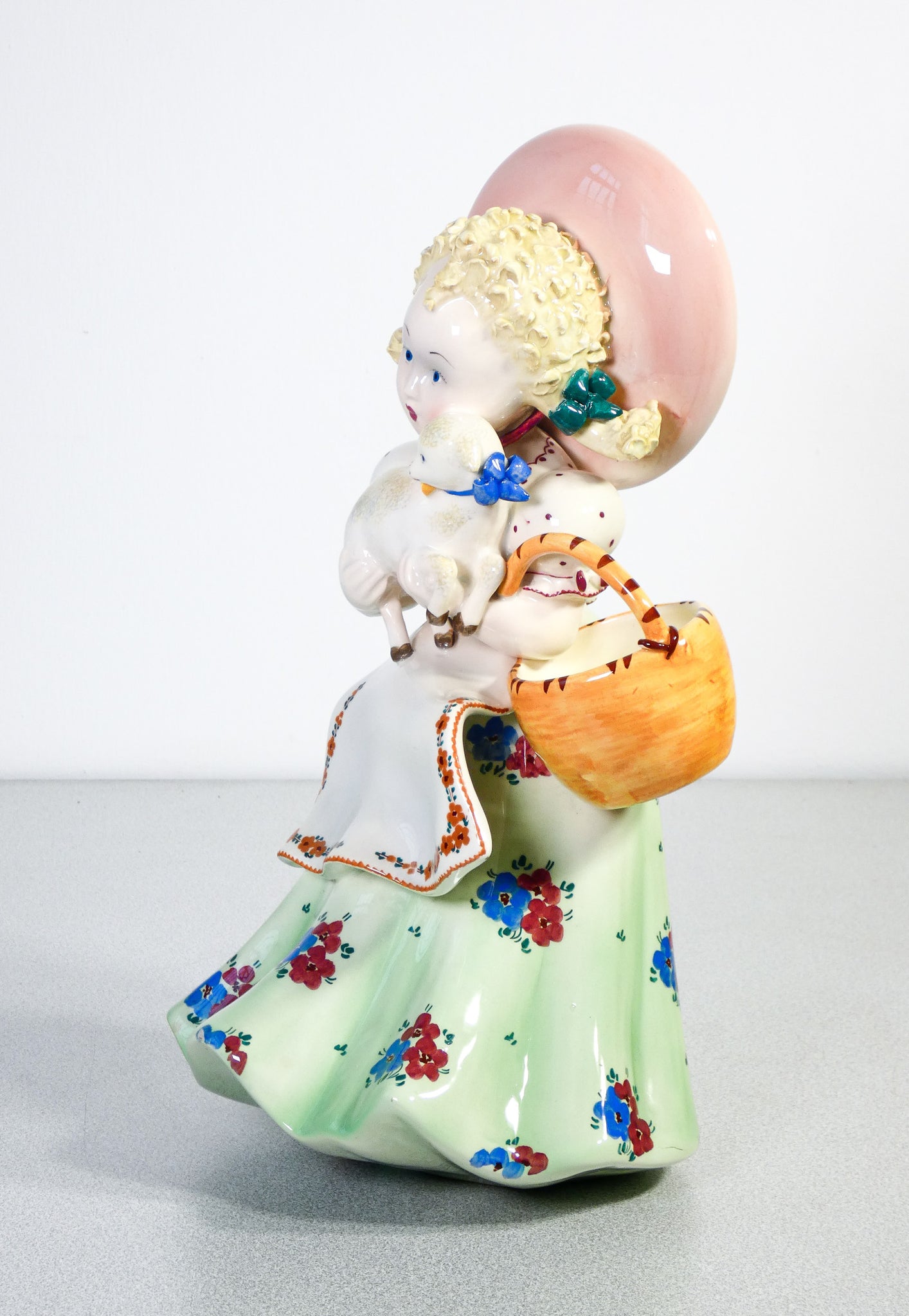scultura pastorella ceramica epigono lenci smalto dipinta a mano torino