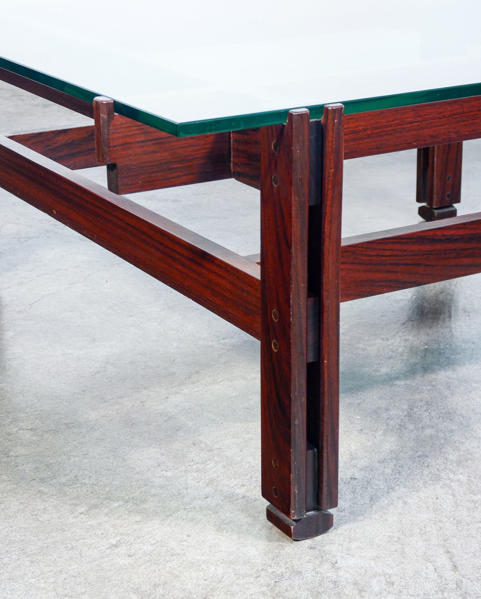 tavolino basso design ico parisi 1970s legno palissandro vintage coffee table