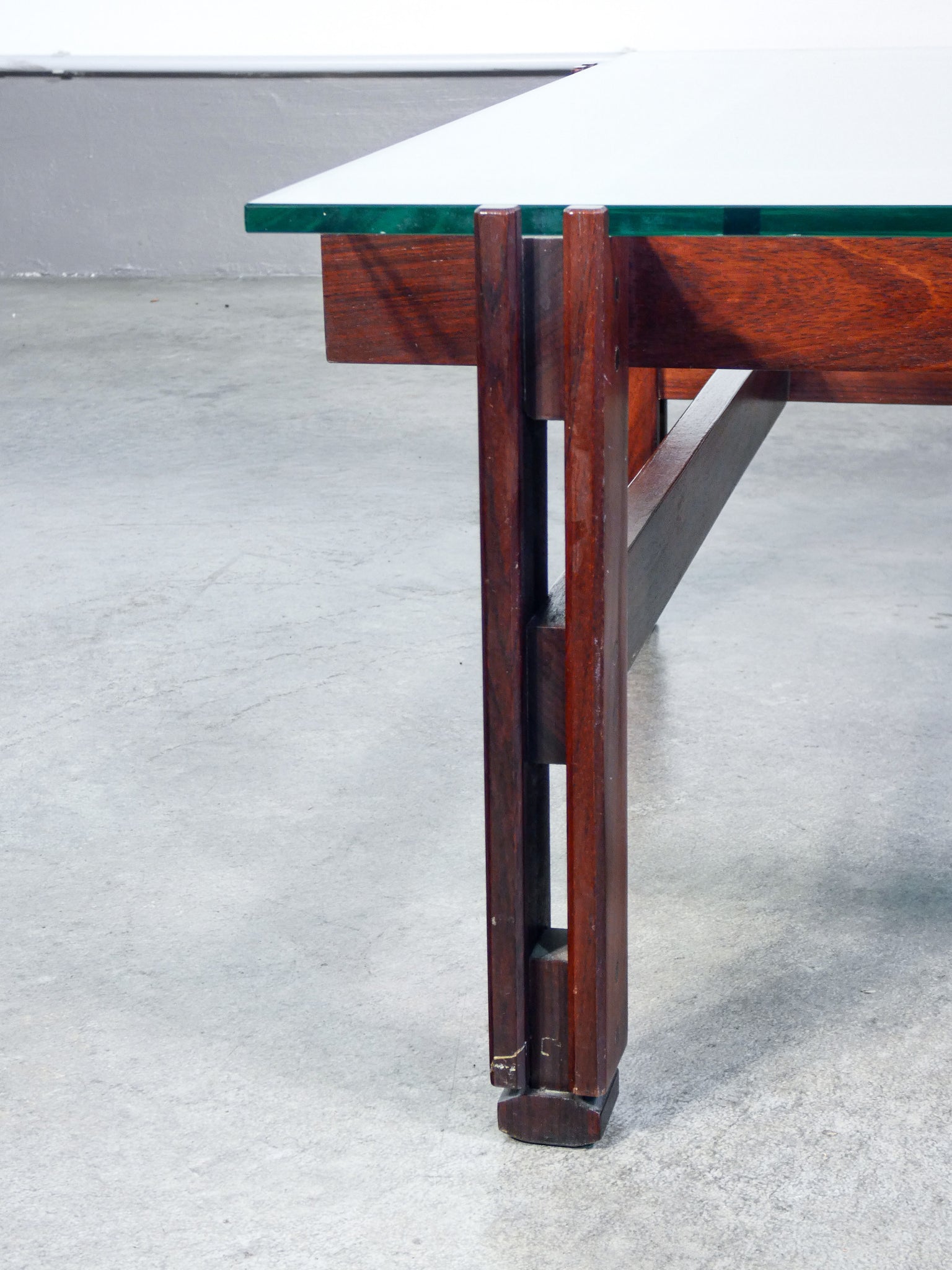 tavolino basso design ico parisi 1970s legno palissandro vintage coffee table